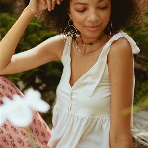 Novella Royale Bonnie Top Ivory